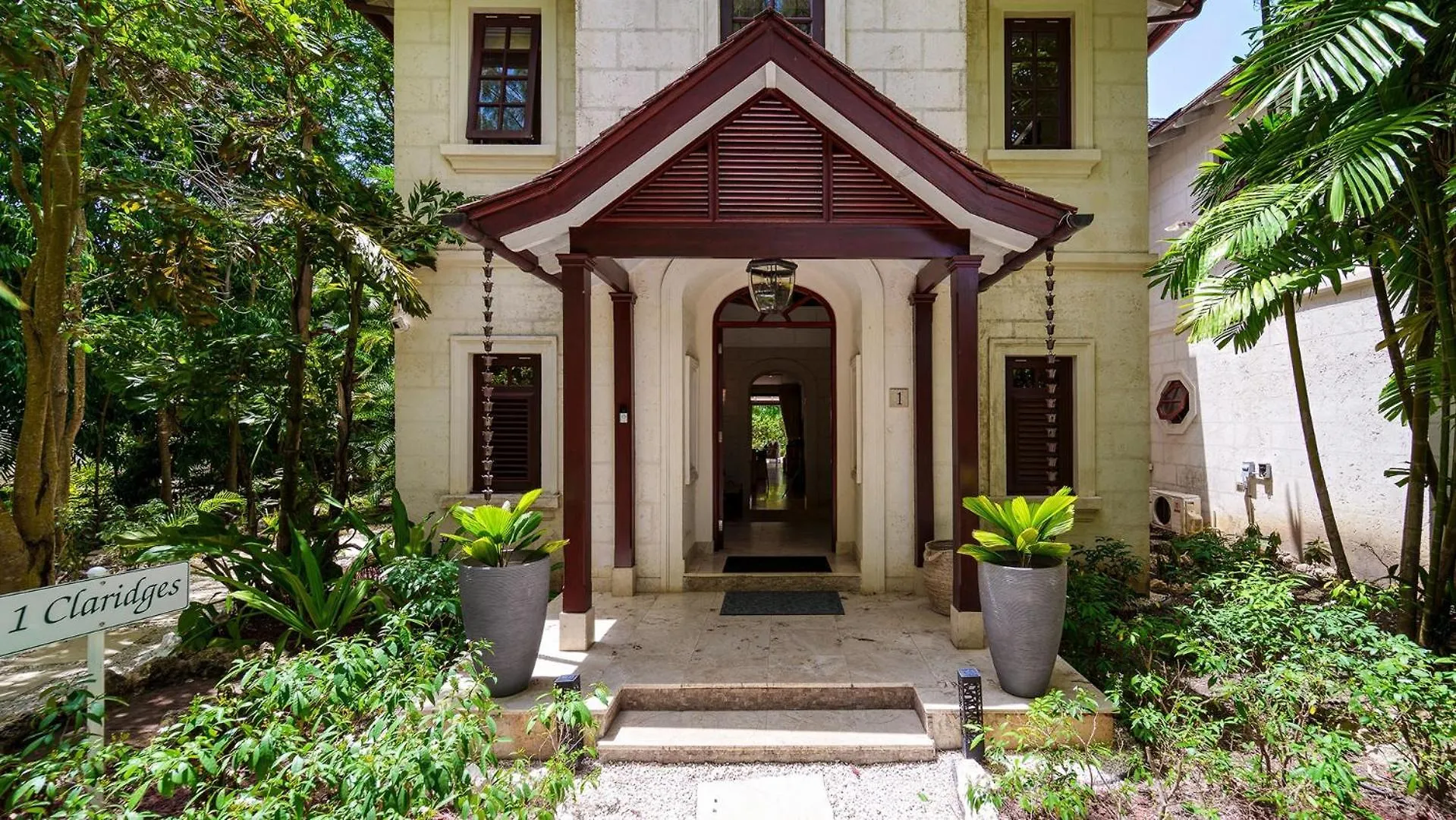 بيت للعطل Claridges 1 Home سانت بيتير